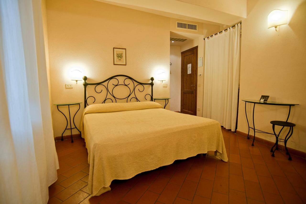Hotel Scilla Sovana Exterior foto